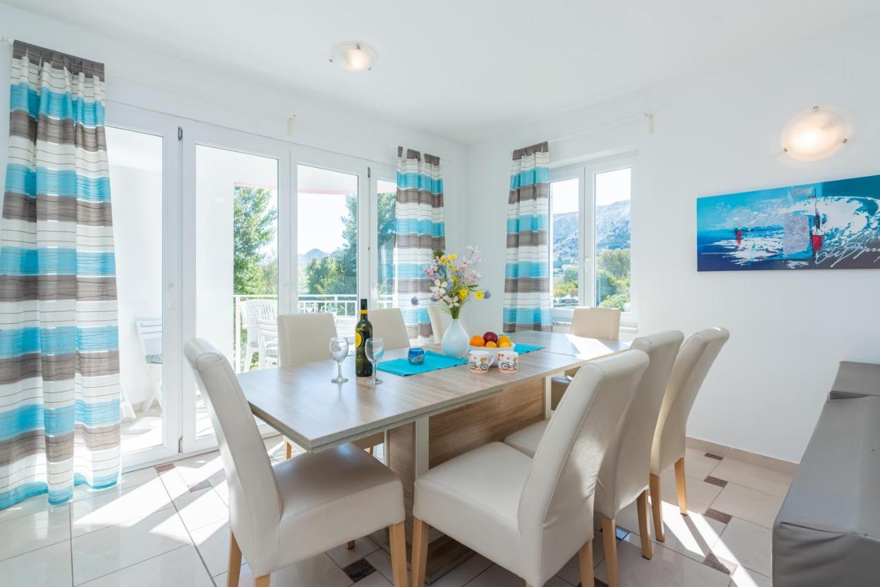 Beautiful Apartment Lovorka 6 , Baska, Krk Exterior photo